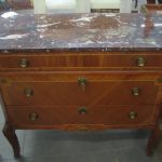 456 1932 CHEST OF DRAWERS